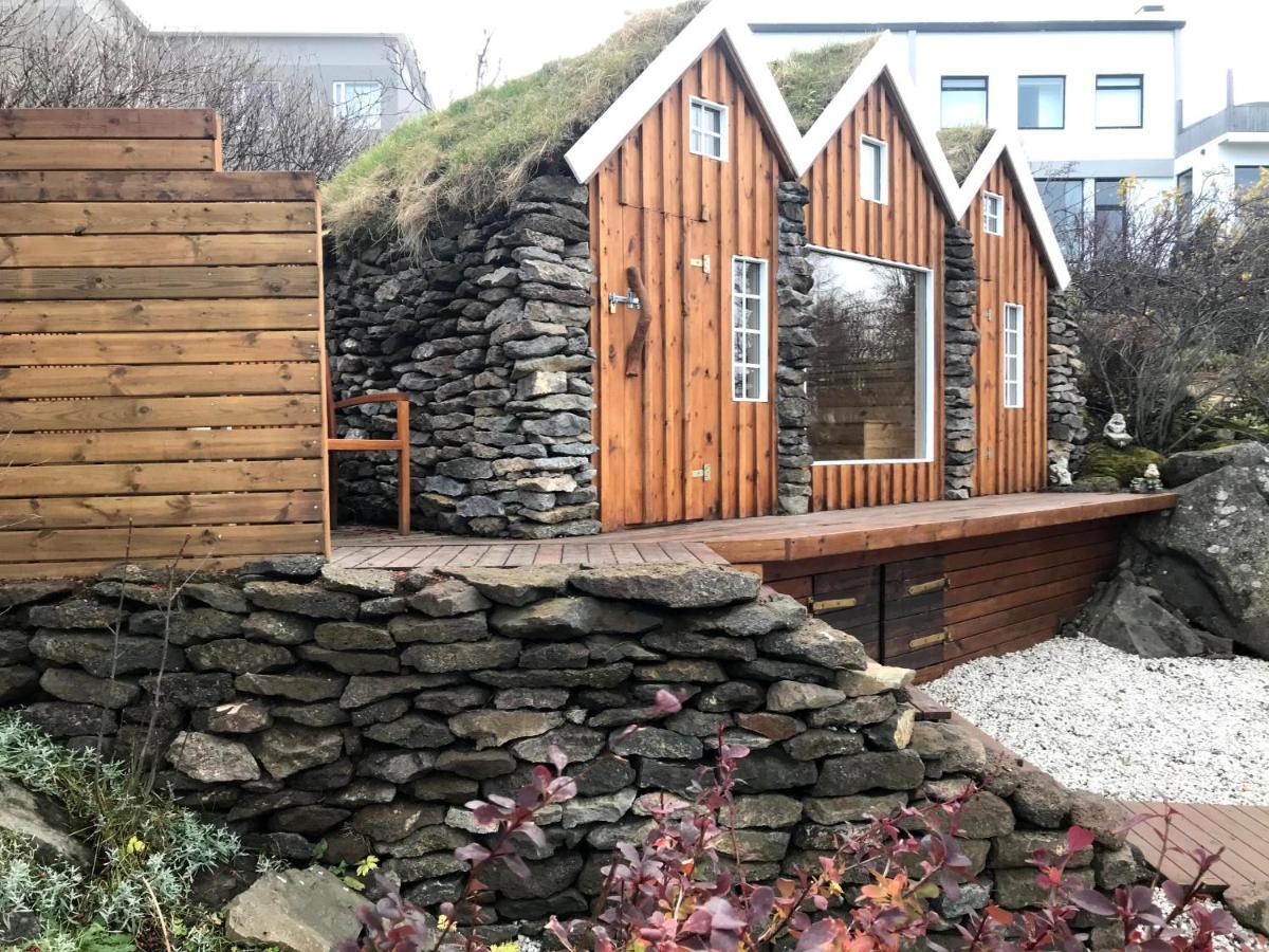 Iceland Sjf Villa, Hot Tub & Outdoor Sauna Amazing Mountains And City View Over Reykjavík Dış mekan fotoğraf