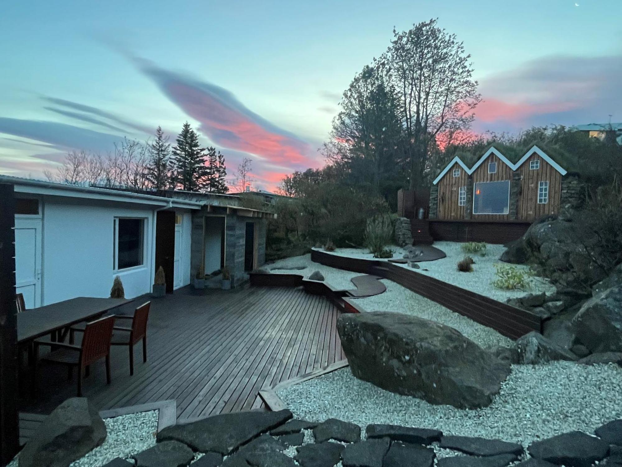 Iceland Sjf Villa, Hot Tub & Outdoor Sauna Amazing Mountains And City View Over Reykjavík Dış mekan fotoğraf